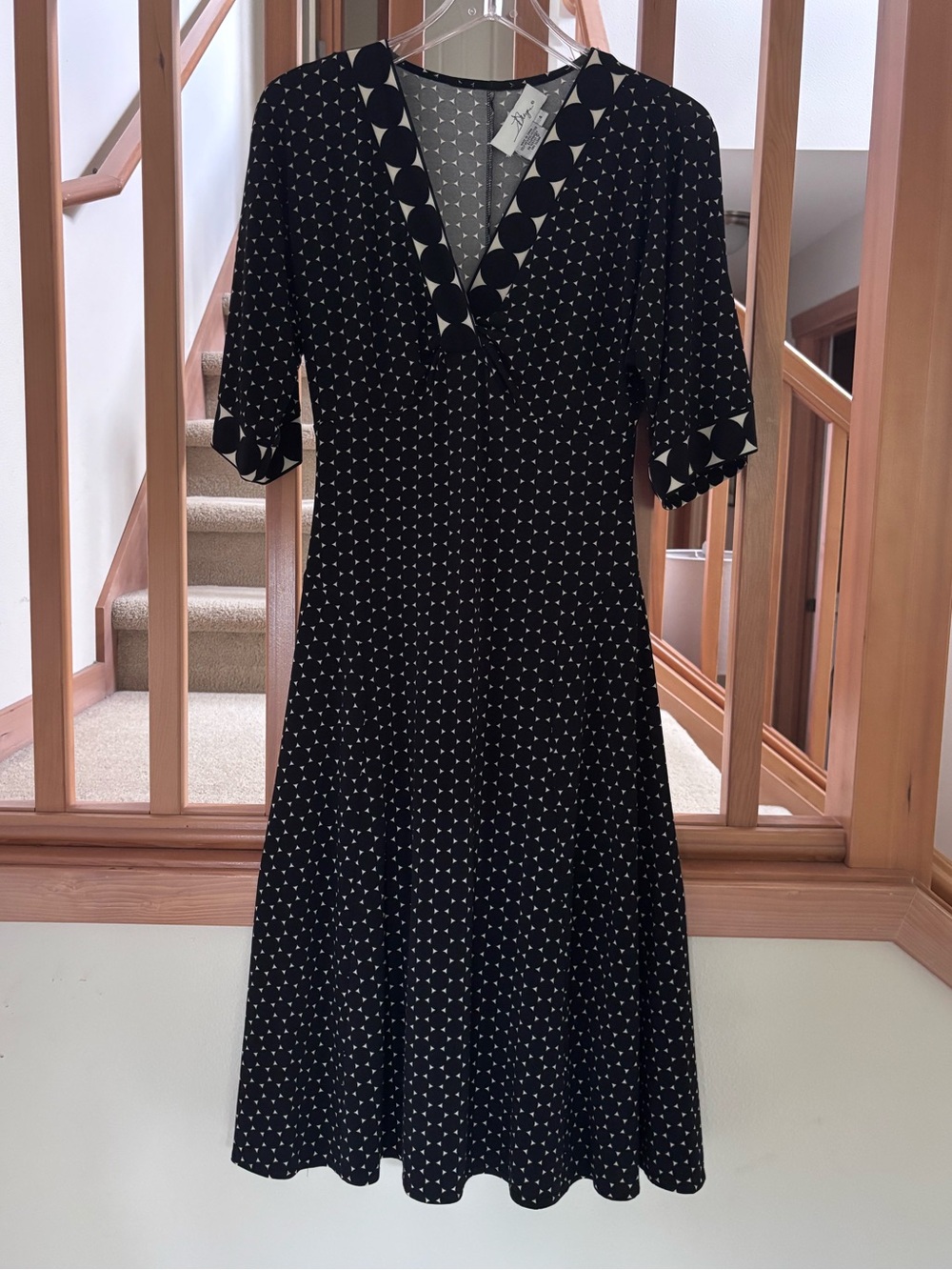 Empire Waist Dress Black & Crème (Size 4)